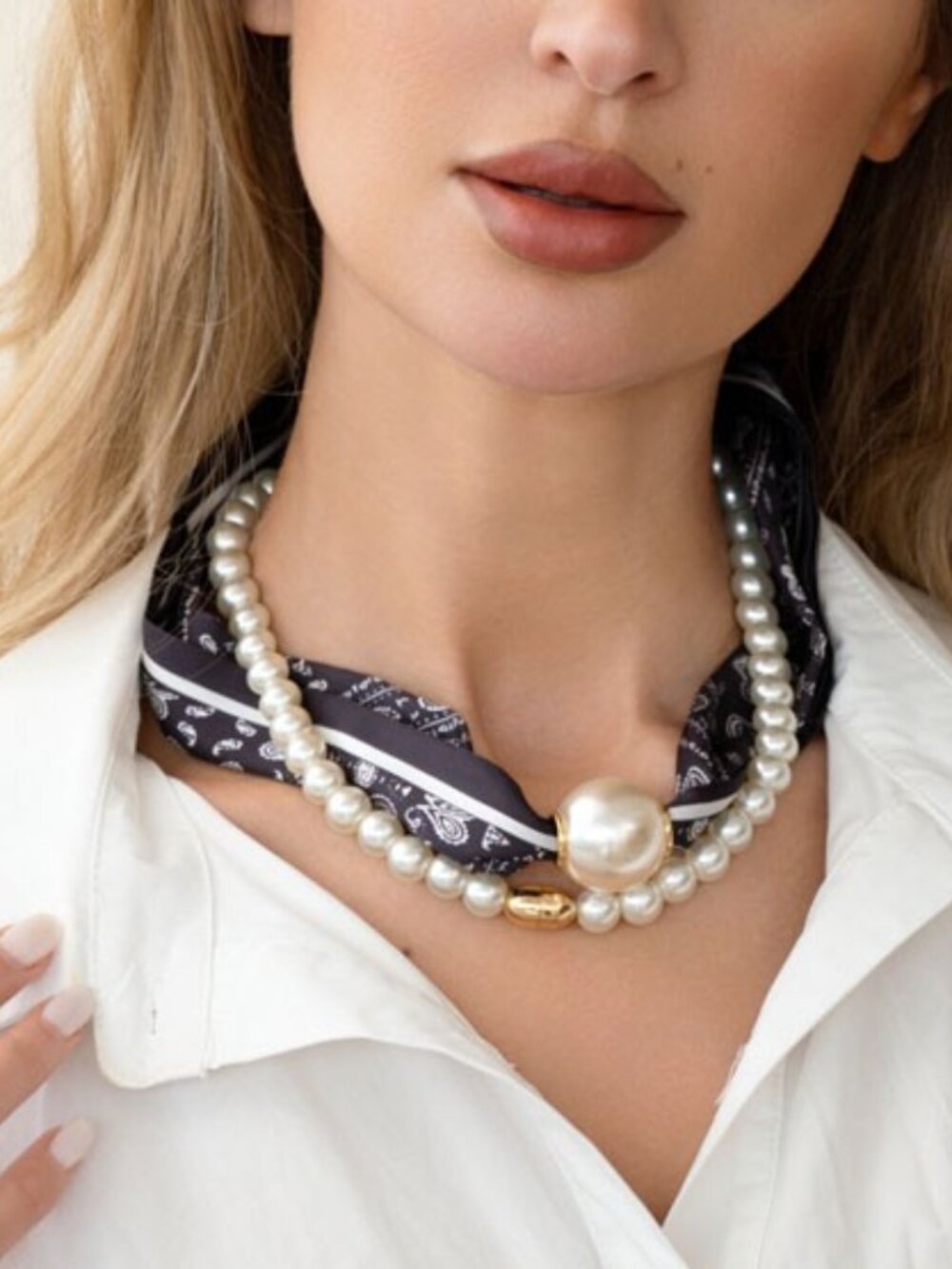 2-Piece Faux Pearl Scarf Necklace Set Magnetic Choker Charcoal Gray Paisley NWT